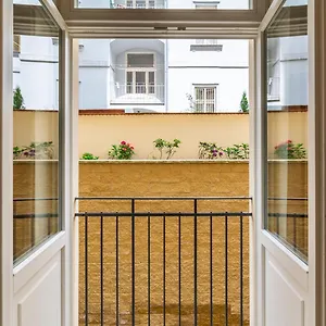 Aparthotel Petrin Tower, Praag