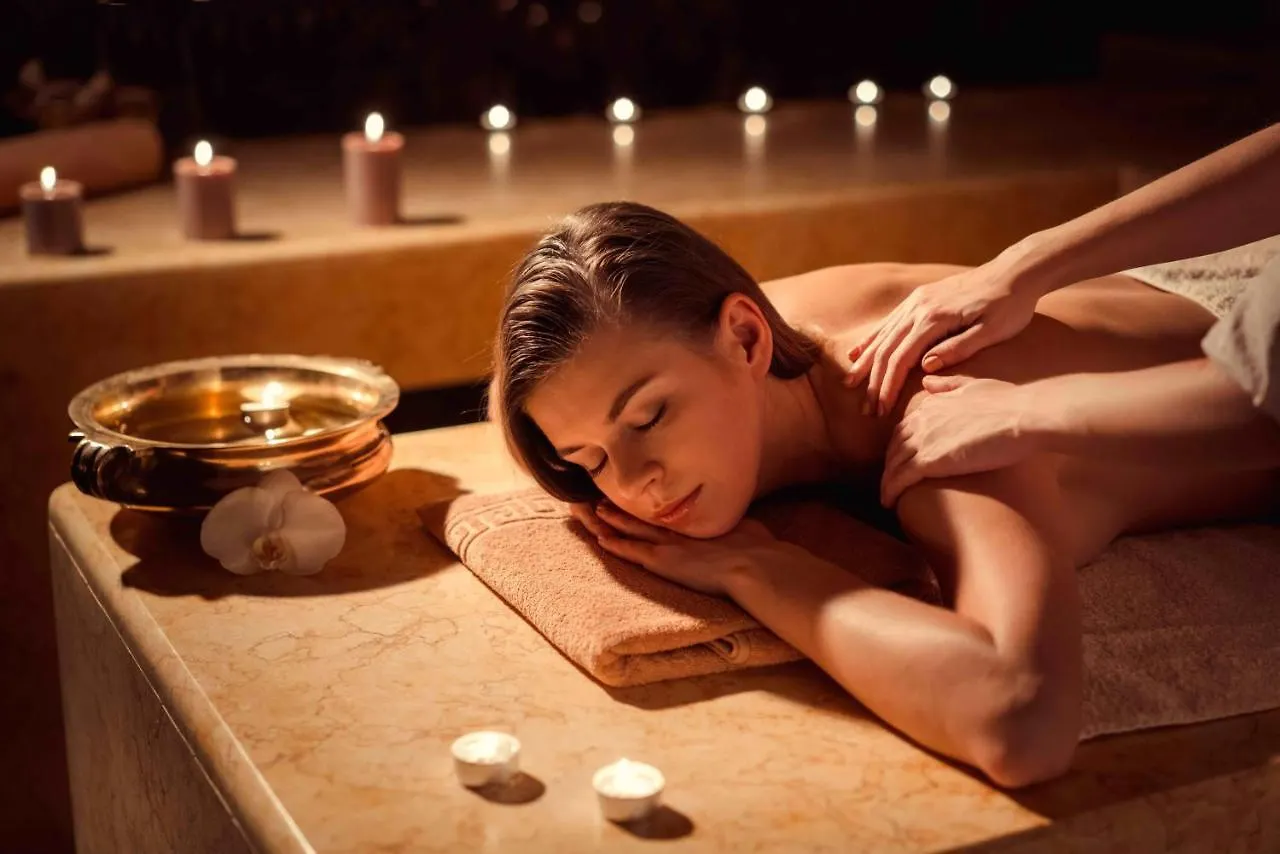 Volcano Spa Hotel Πράγα